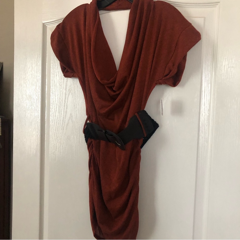 Women’s cowl neck open back tunic size S